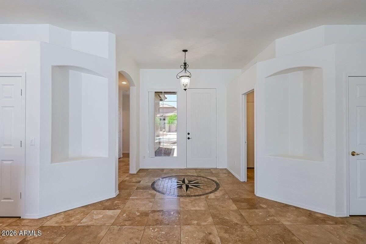 4254 E Molly Ln - Photo 6 of 24