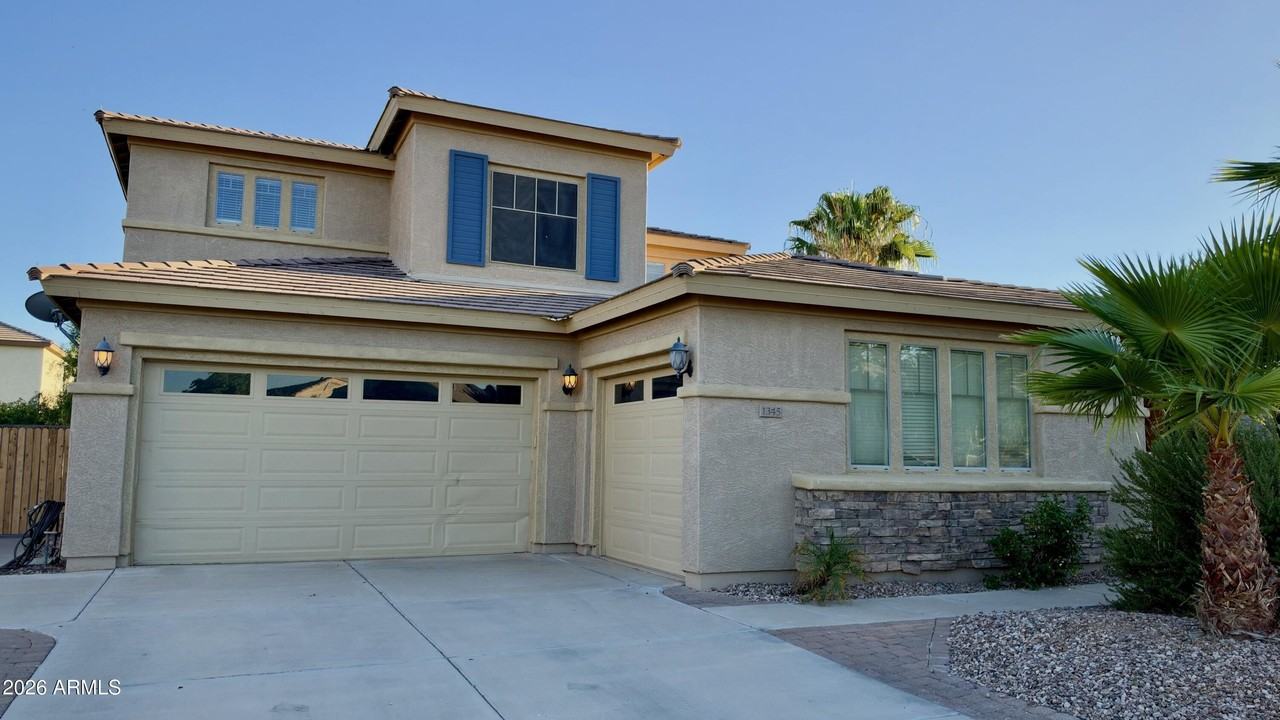 1345 E Lovebird Ct - Photo 4 of 40