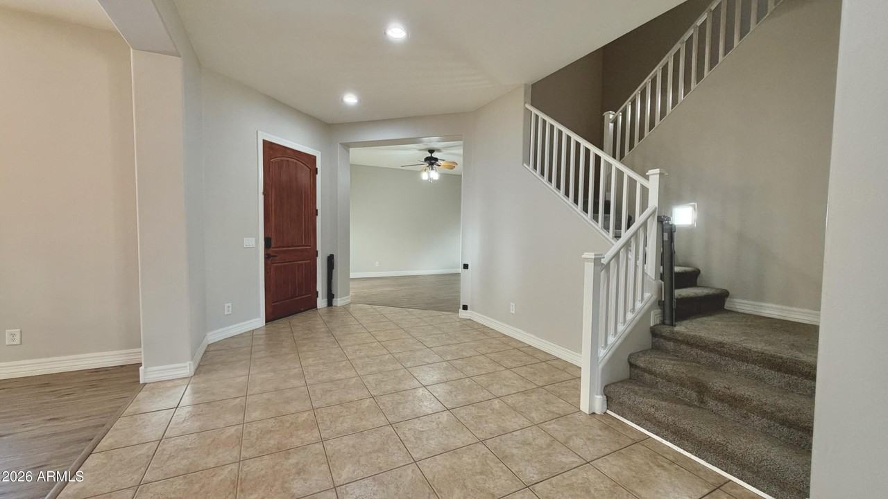 1345 E Lovebird Ct - Photo 7 of 40