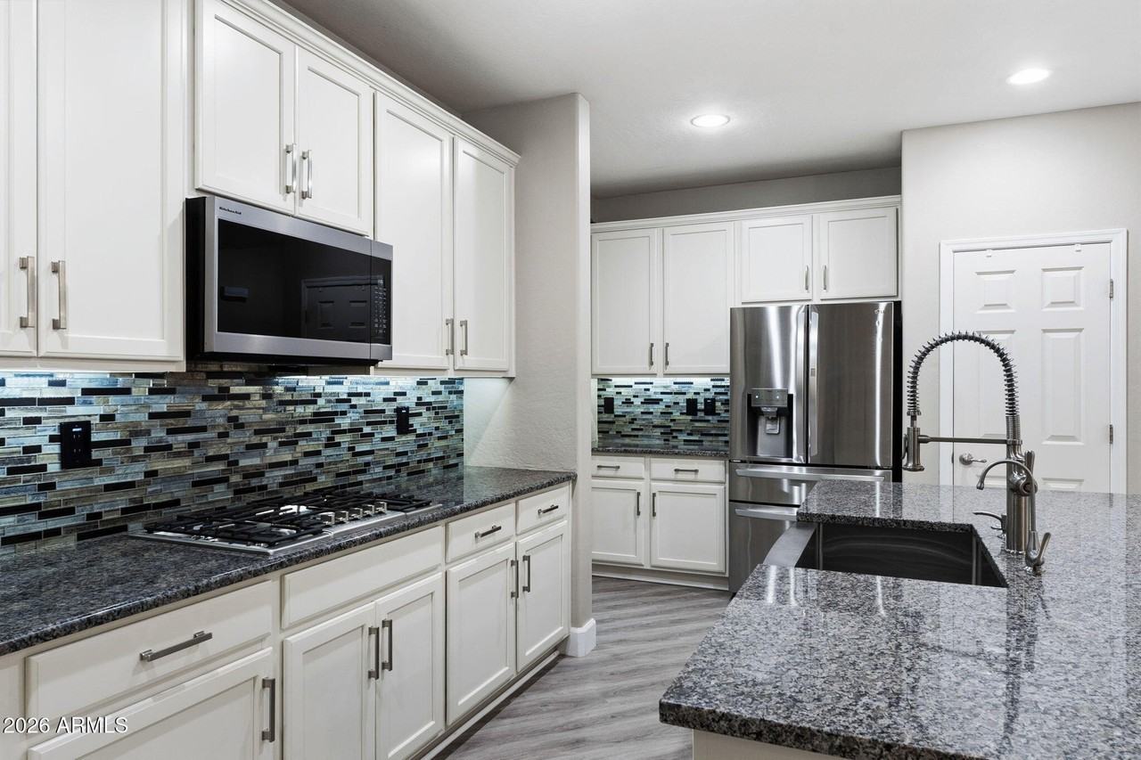 2763 S Cupertino Dr - Photo 5 of 18
