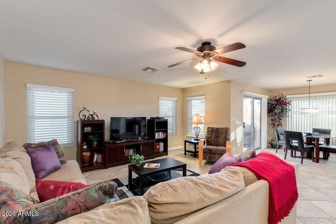 739 E Michigan Ave - Photo 3 of 14
