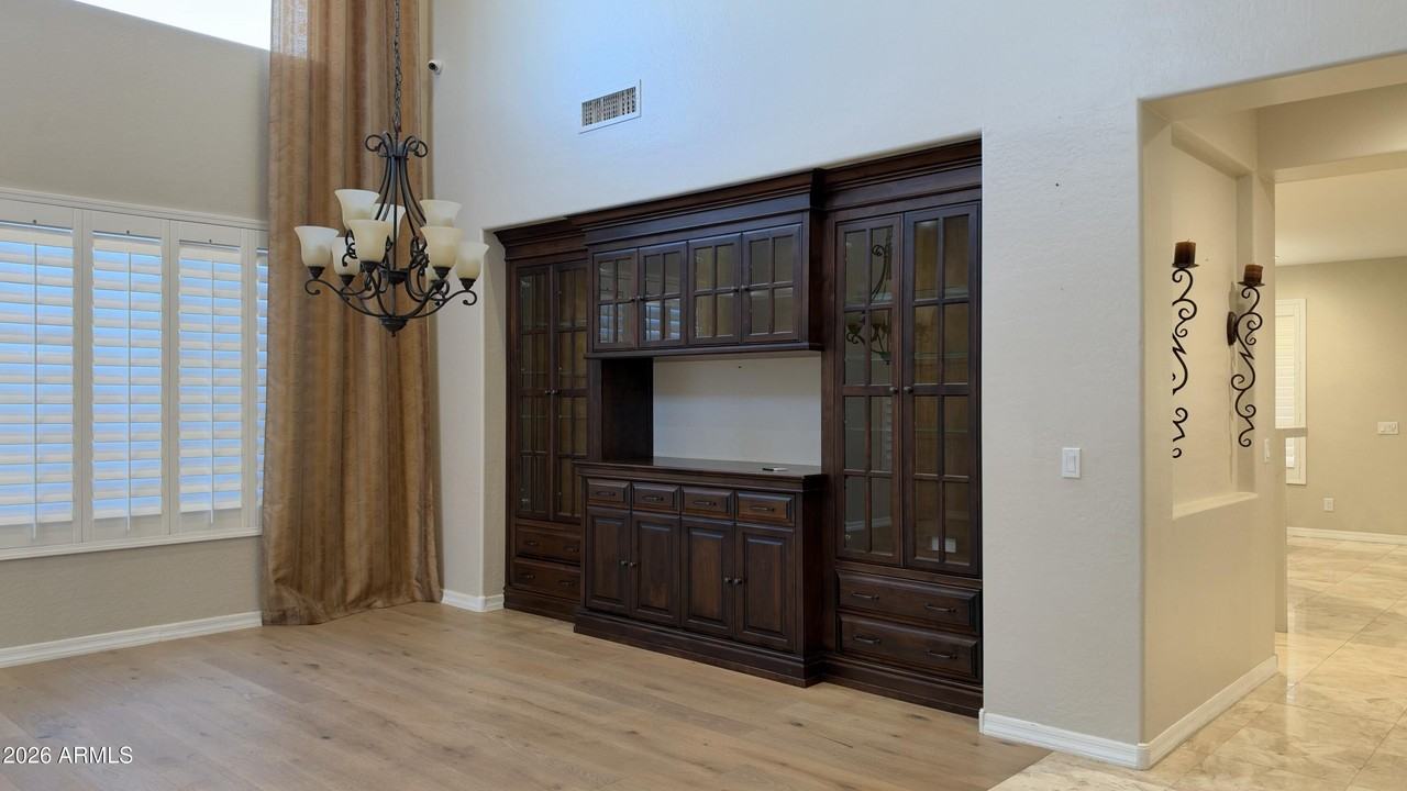 3903 E Lafayette Ave - Photo 7 of 49