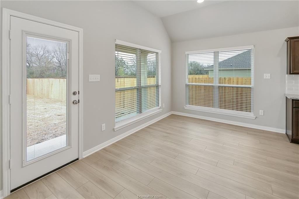 10603 Natural Pond Rd - Photo 7 of 28