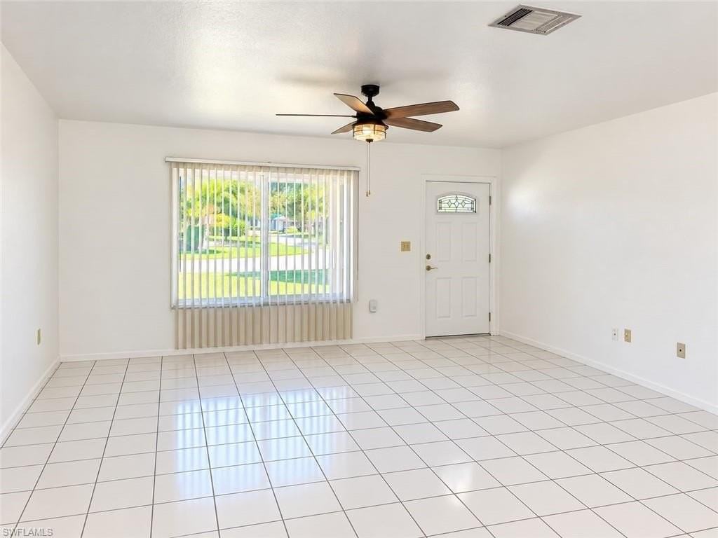 4031 S Edgewater Cir #27 - Photo 5 of 11