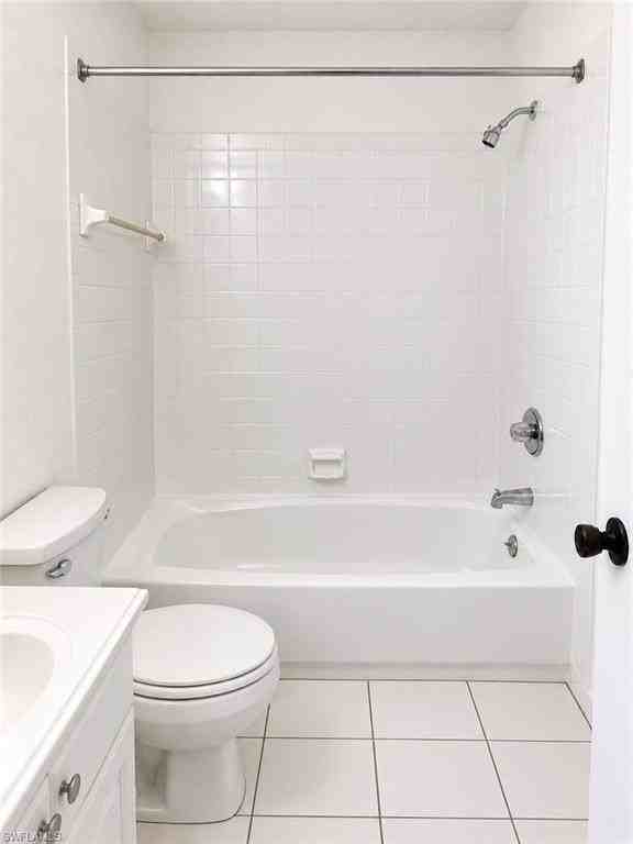 4031 S Edgewater Cir #27 - Photo 7 of 11