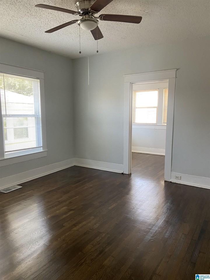 1150 14th Ave S - Photo 6 of 13