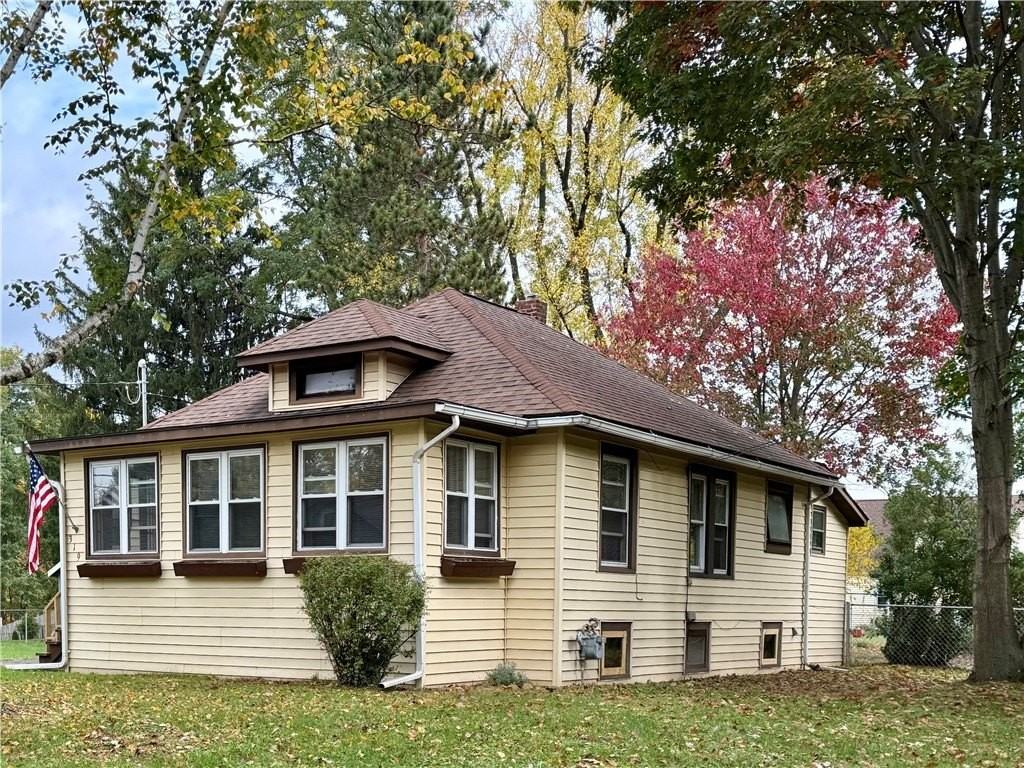 319 Bonaview Ave - Photo 3 of 23