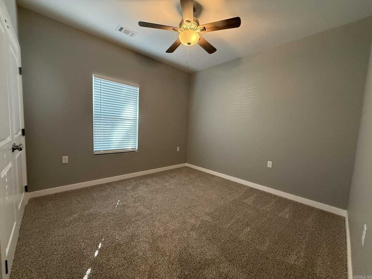 721 S Richards - Photo 6 of 13