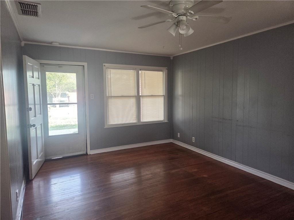 4906 Andover Dr - Photo 2 of 12