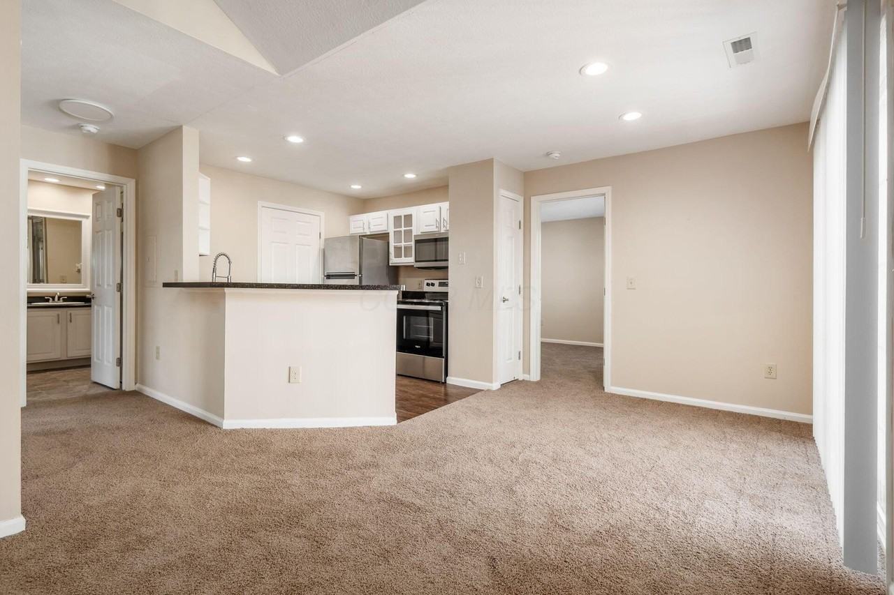 4916 Stratford Pine Ln - Photo 7 of 31