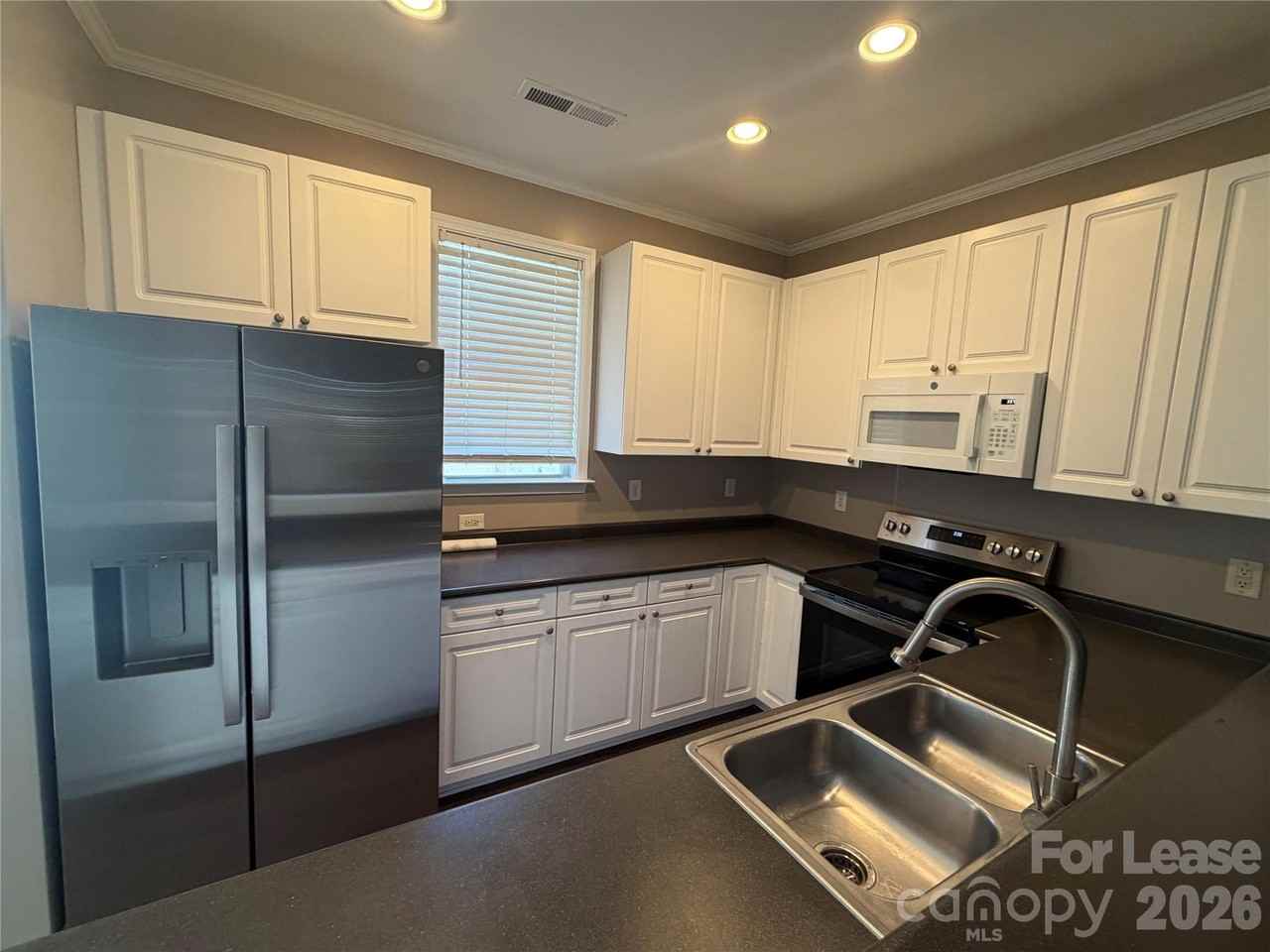 11025 Dundarrach Ln - Photo 2 of 16