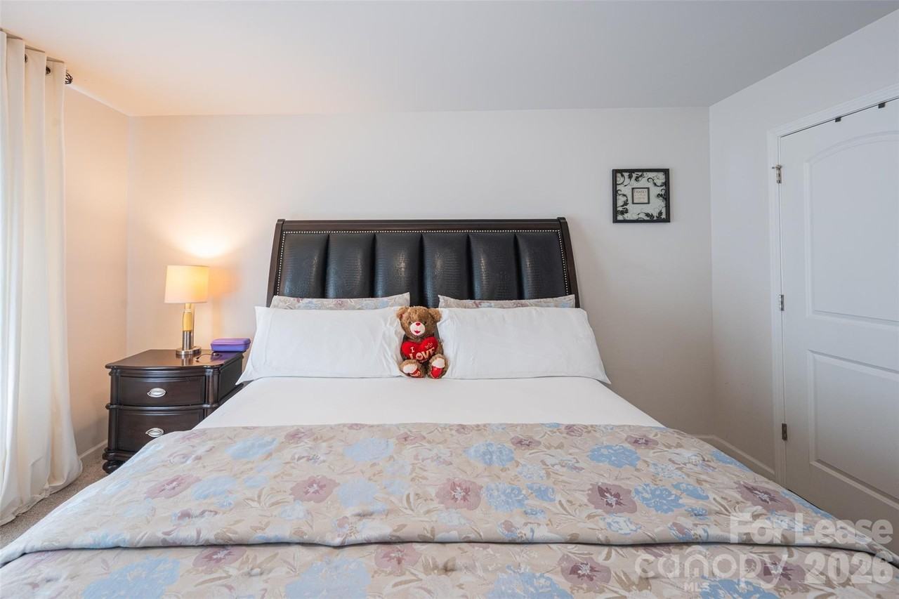 1116 Woodhill Dr - Photo 6 of 36