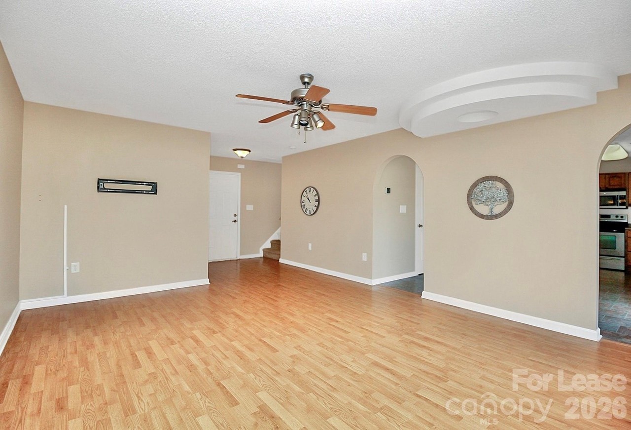 7115 Simbrah Way - Photo 6 of 35