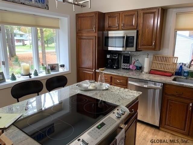 8 Carefree Ln - Photo 4 of 23