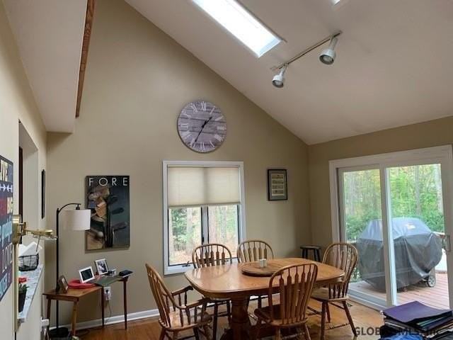 8 Carefree Ln - Photo 6 of 23