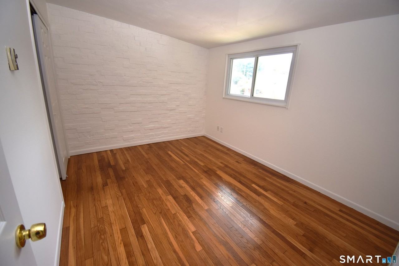19 Denlar Dr #E - Photo 7 of 13