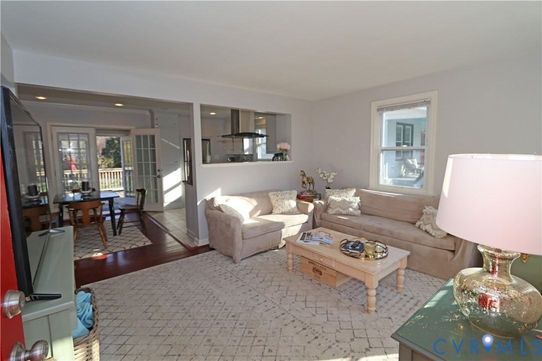 401 Granite Ave - Photo 2 of 18