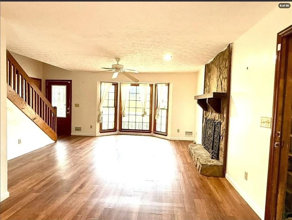 1075 Sanders Rd - Photo 4 of 16