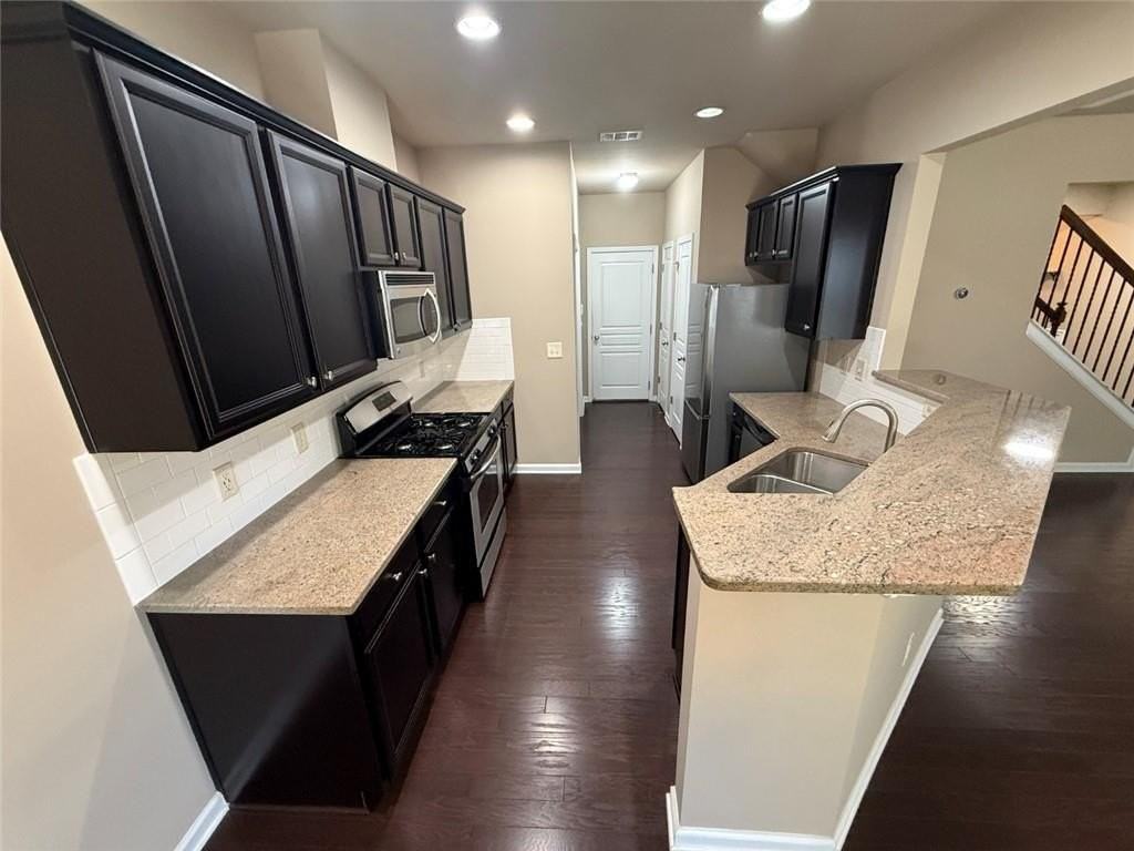 13256 Warrensville Cv - Photo 2 of 38