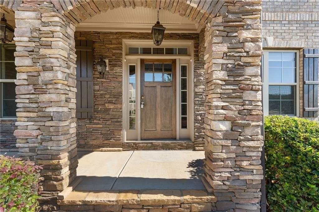 4145 Hawking Dr - Photo 4 of 50