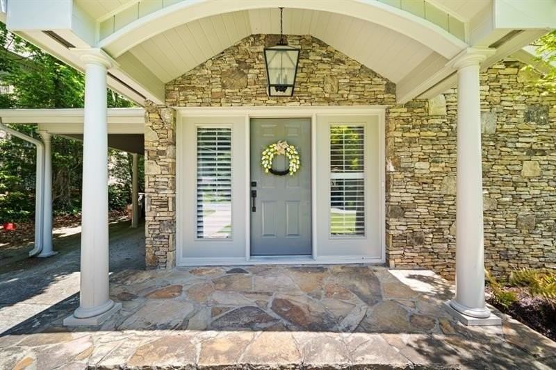 3647 Keswick Dr - Photo 2 of 37