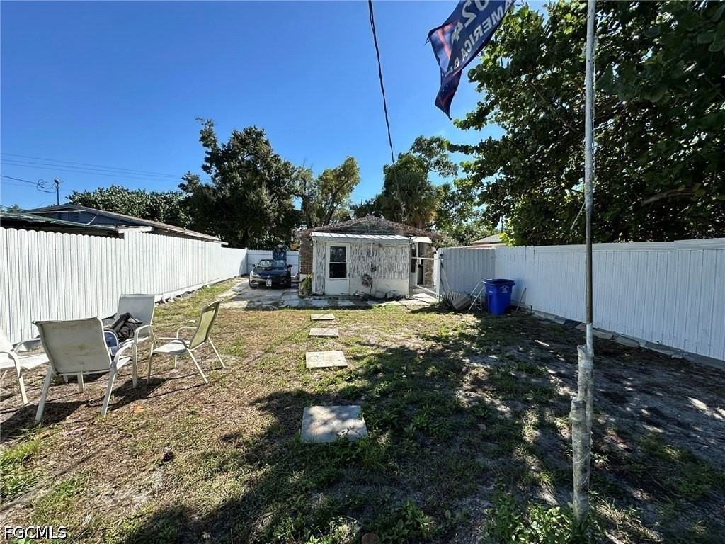 2343 Canal St - Photo 5 of 24