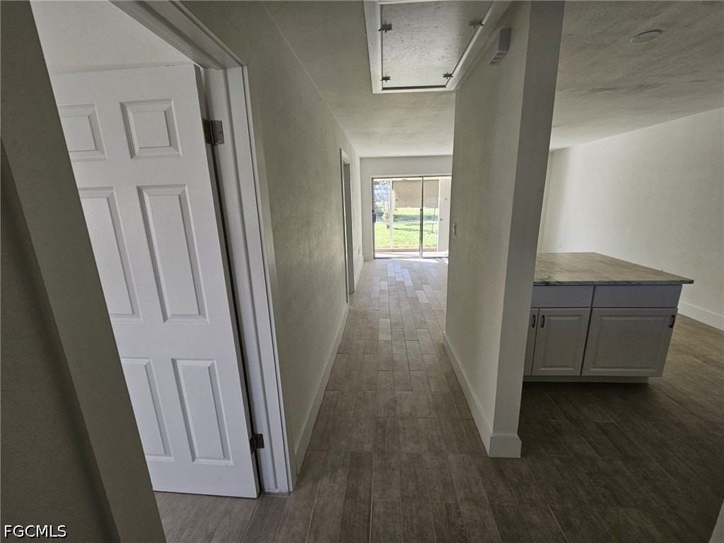 326 Palmetto Dr - Photo 4 of 8