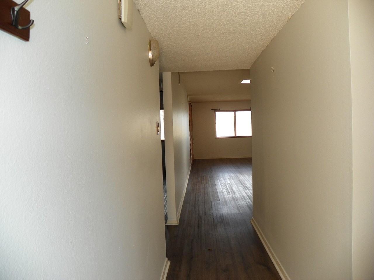 1344 Grande Blvd Se #H - Photo 3 of 17