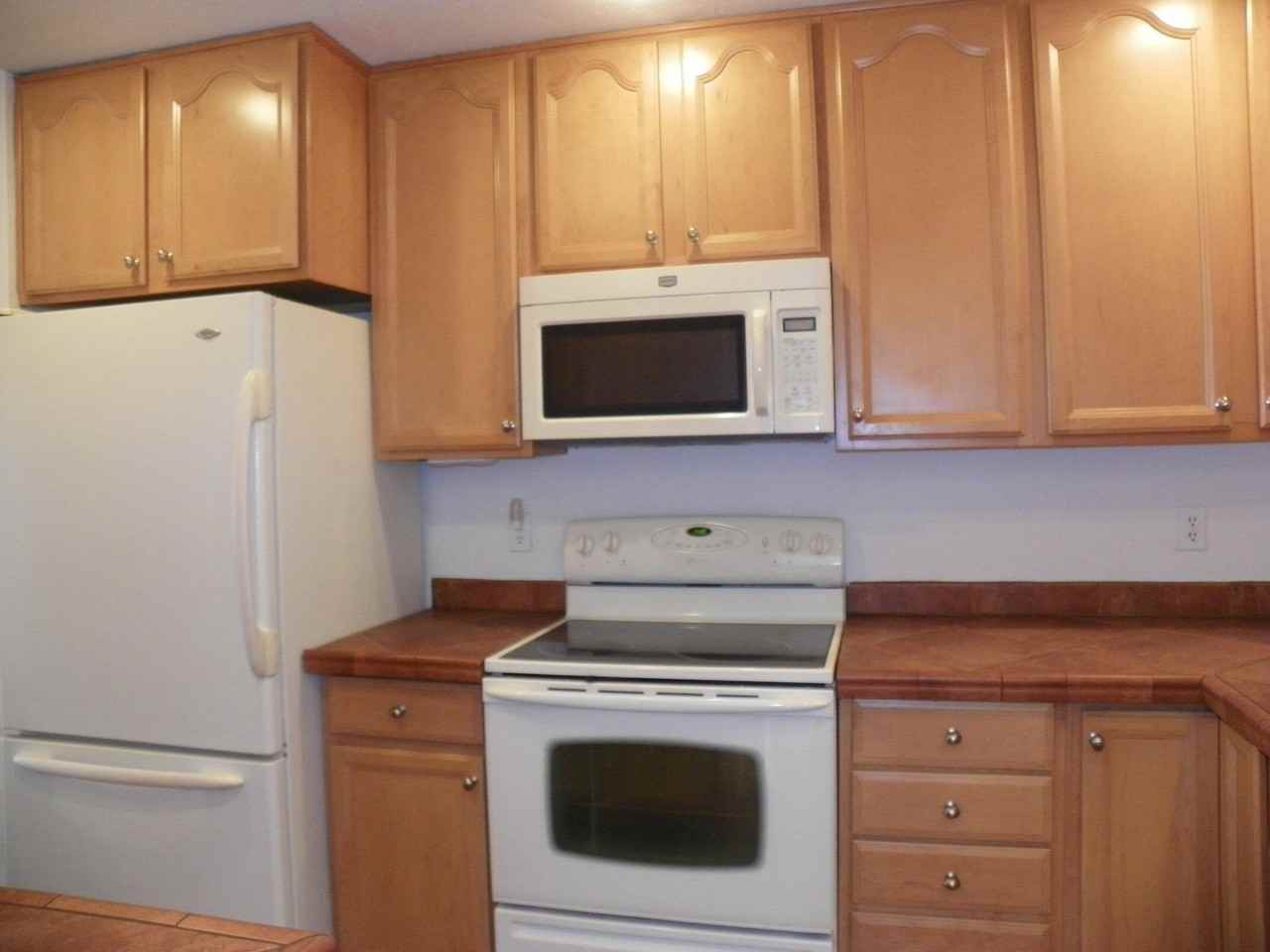 1344 Grande Blvd Se #H - Photo 6 of 17