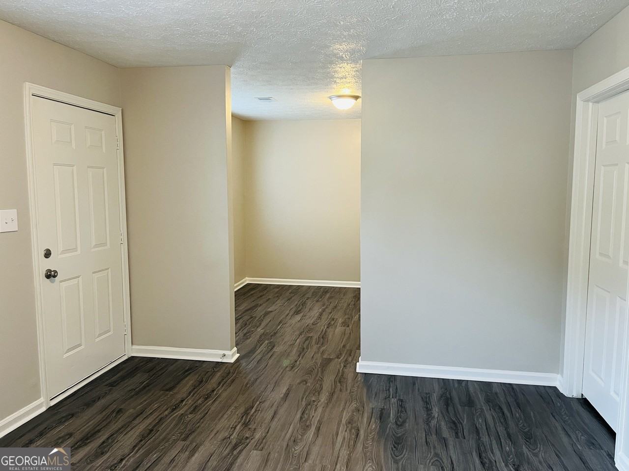 47 Robinson St #42B - Photo 5 of 13