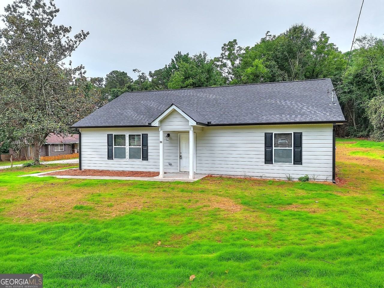 301 Carwood Dr - Photo 7 of 50
