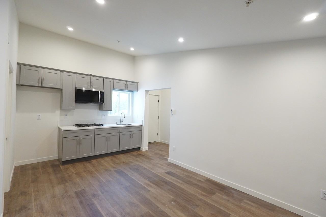 2821 8th Ave #1-2 - Photo 3 of 23