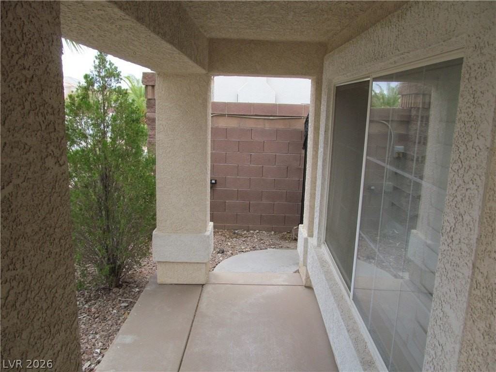 6315 Cameo Cove Ave - Photo 3 of 45