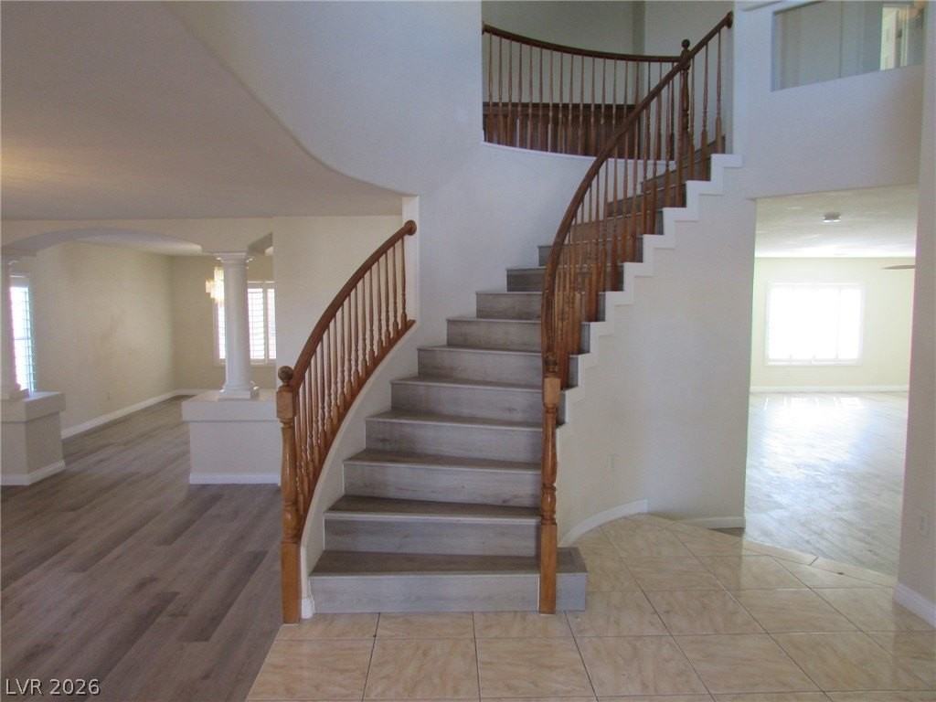 6315 Cameo Cove Ave - Photo 5 of 45