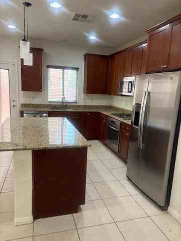 10635 Gale Wind Ct - Photo 6 of 25