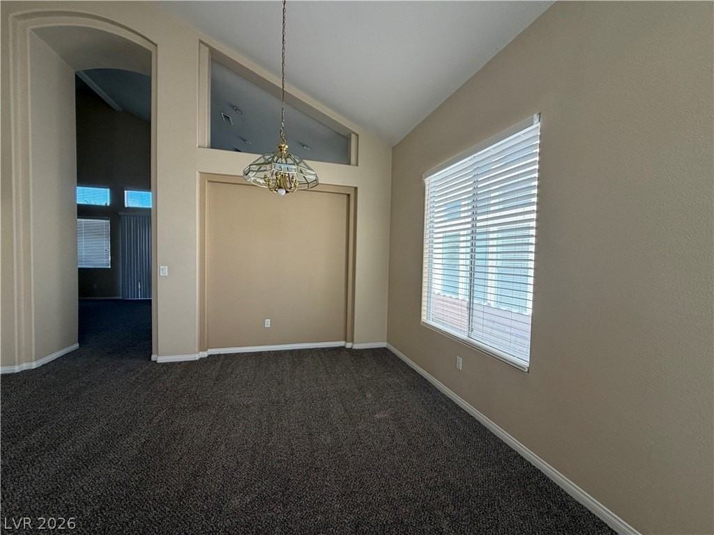 157 Lakewood Garden Dr - Photo 3 of 19