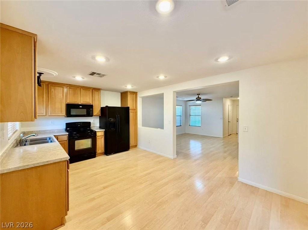 9320 Fort Bayard Ave - Photo 6 of 23