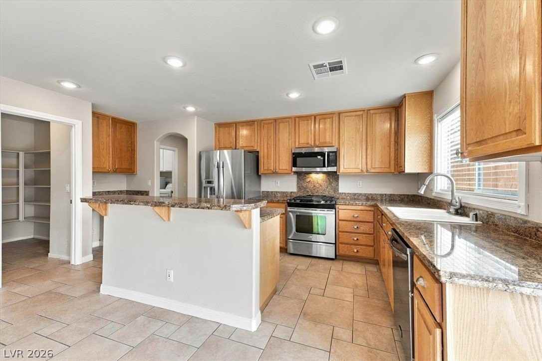 8212 Ebony Peak St - Photo 7 of 30