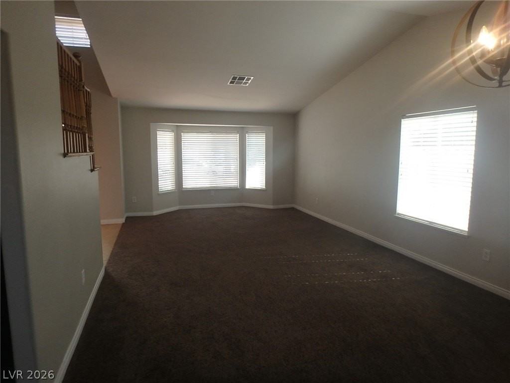 8421 Gillette St - Photo 4 of 21