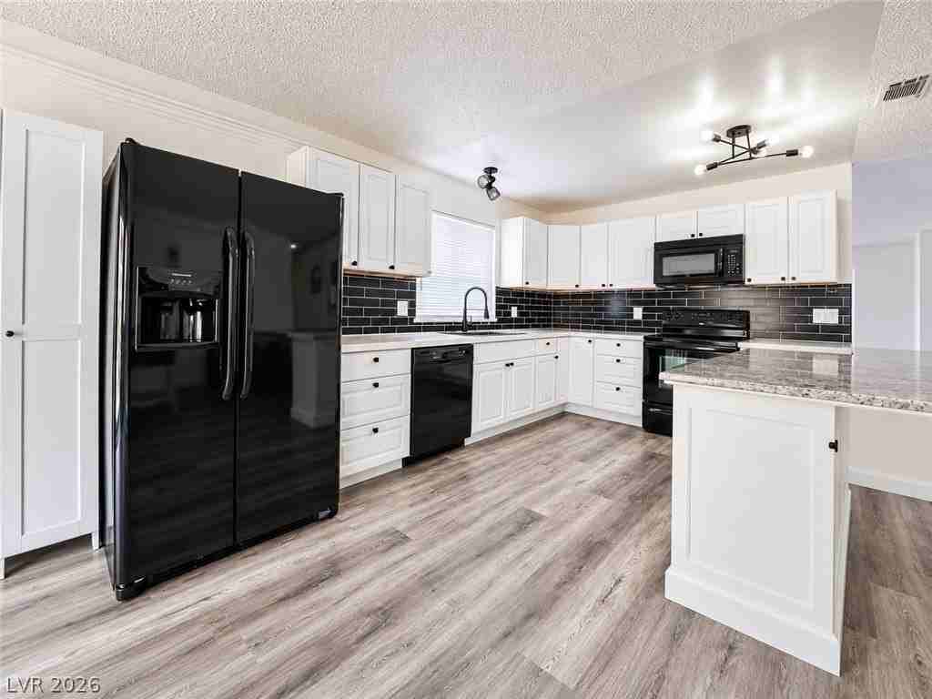 5804 Westport Cir #0 - Photo 5 of 8