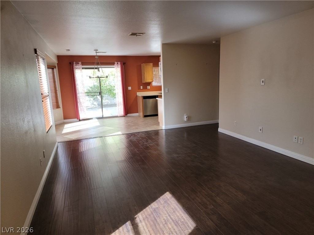 1086 Silver Creek Ave - Photo 2 of 29