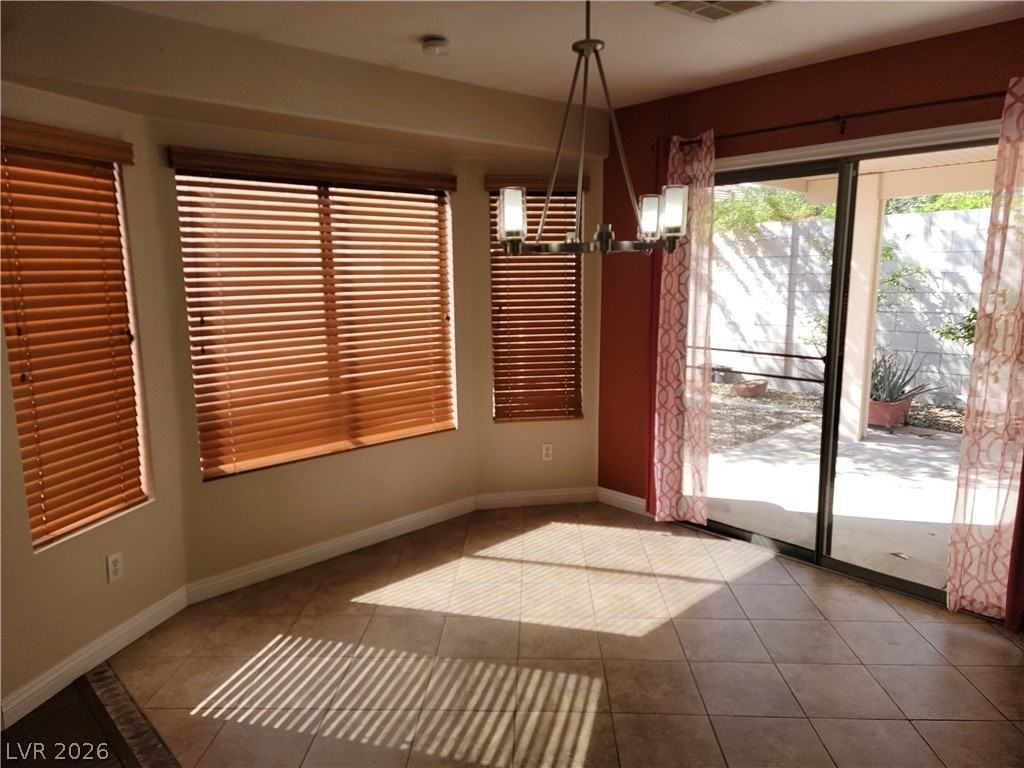 1086 Silver Creek Ave - Photo 4 of 29