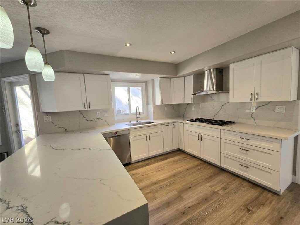 7407 Mission Hills Dr - Photo 7 of 35
