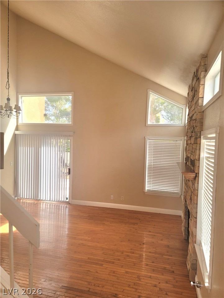 2436 Sun Shores Dr - Photo 3 of 29