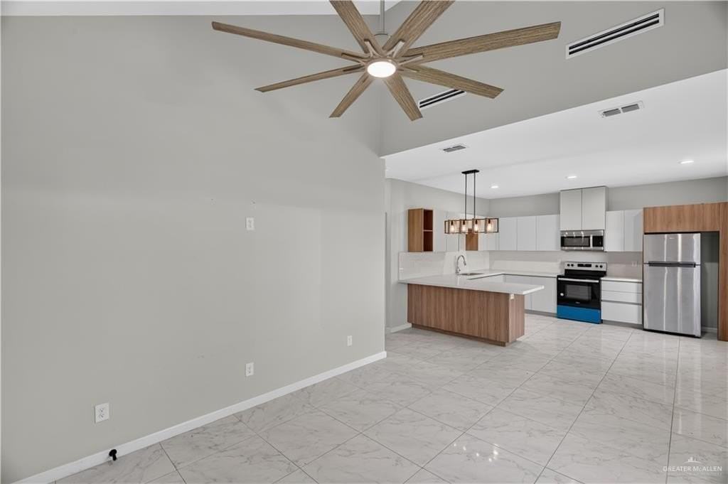 808 Hidden Hills St #1 - Photo 6 of 17