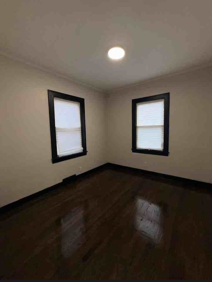 833 Fillmore St - Photo 4 of 8