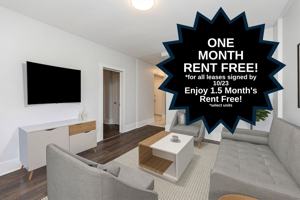 featured image of 2220 Walnut St