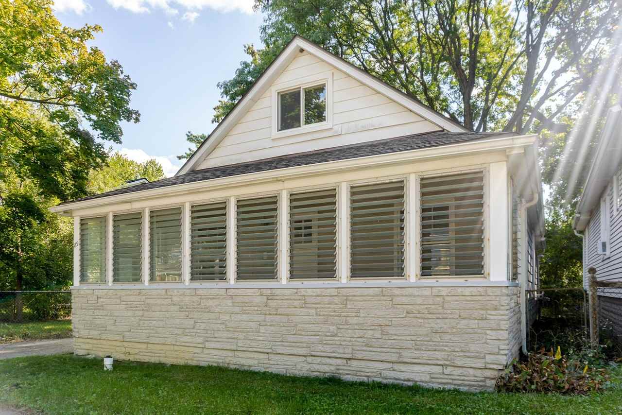 89 W Madge Ave - Photo 2 of 22