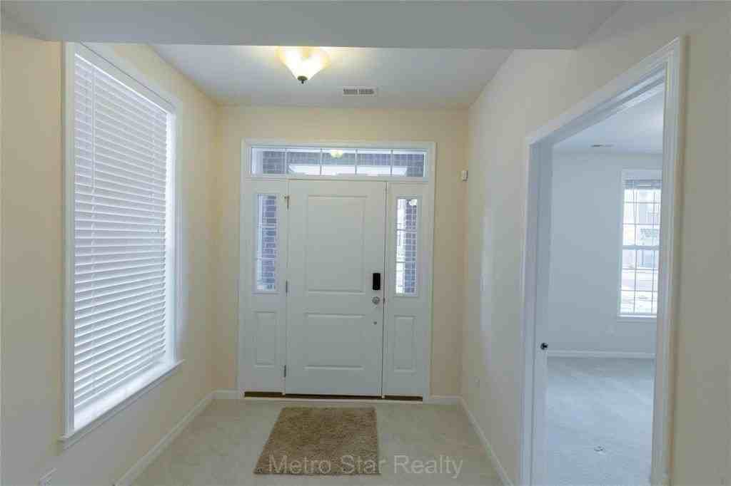 2737 S Spurway Dr - Photo 6 of 36