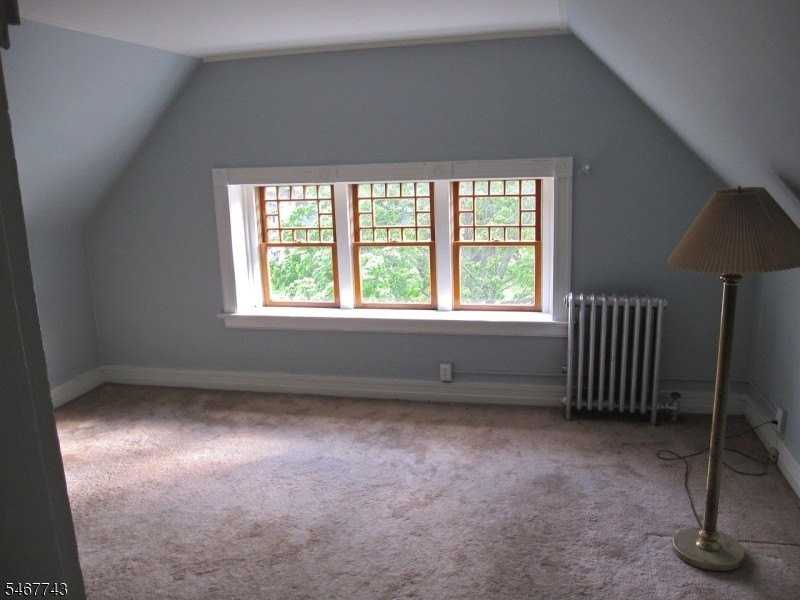 275 Claremont Ave #3 - Photo 2 of 4